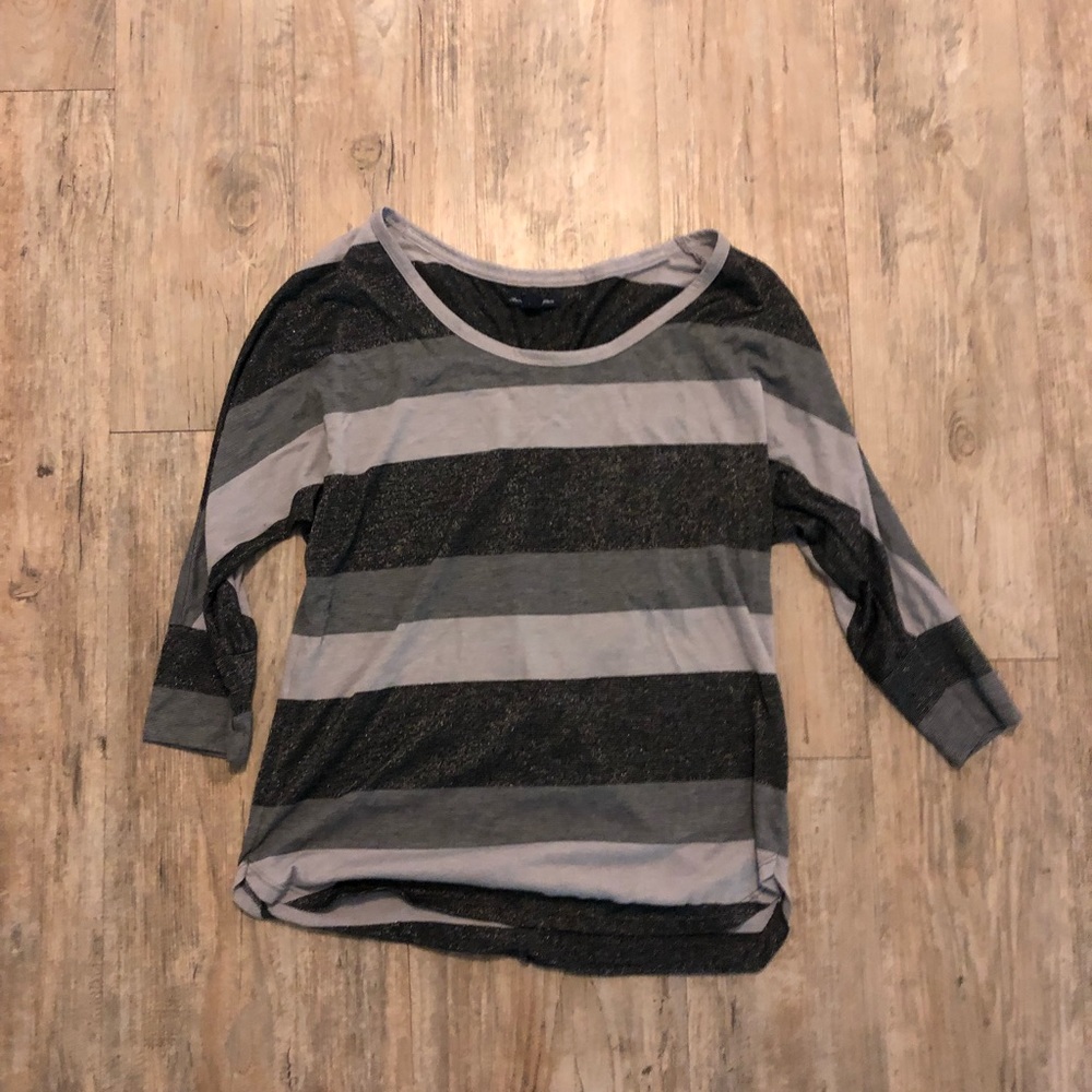 American Eagle top